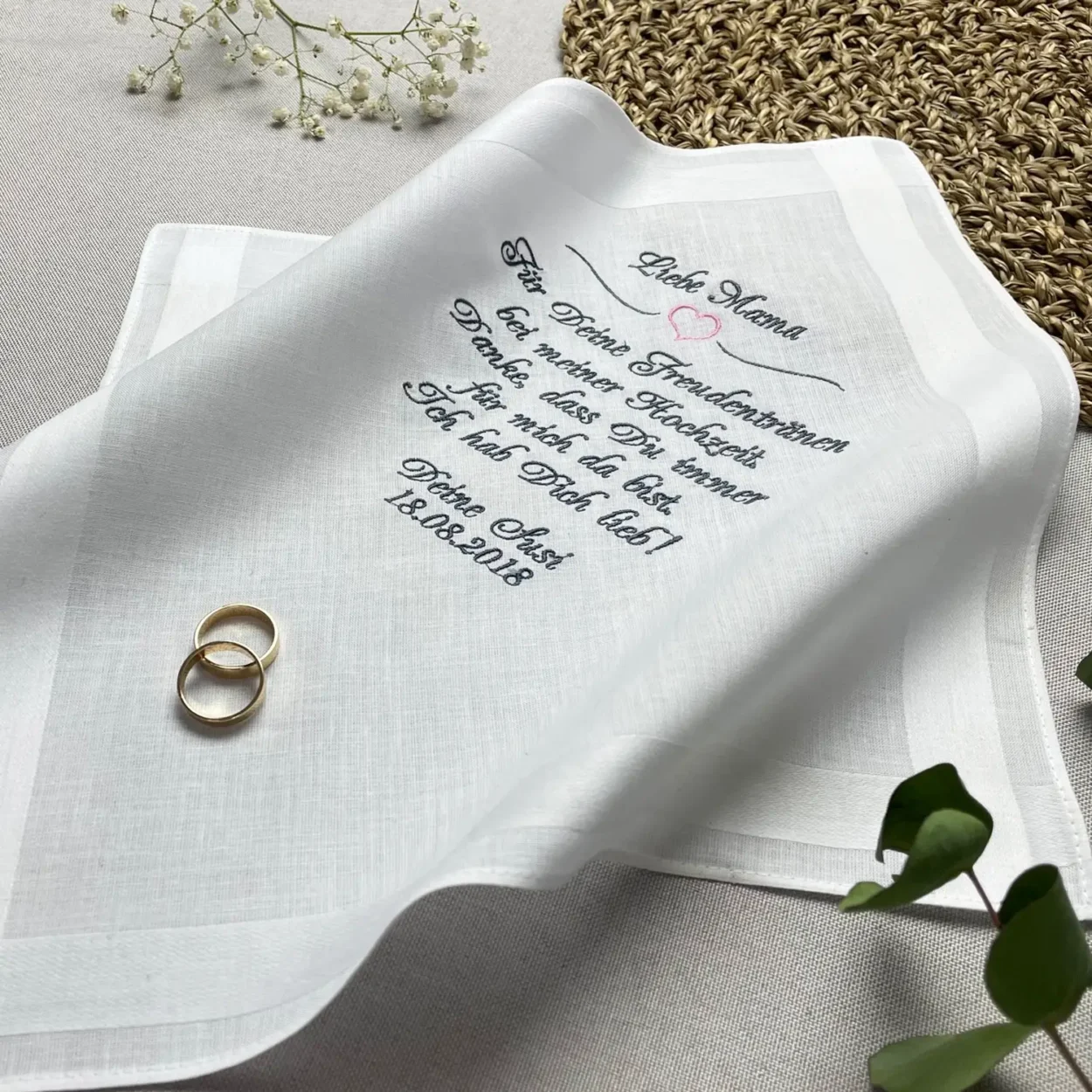 Besticktes Taschentuch Brautmutter MT28 Poduktfoto 3 MAZUnikate - Traumhafte Stickereien